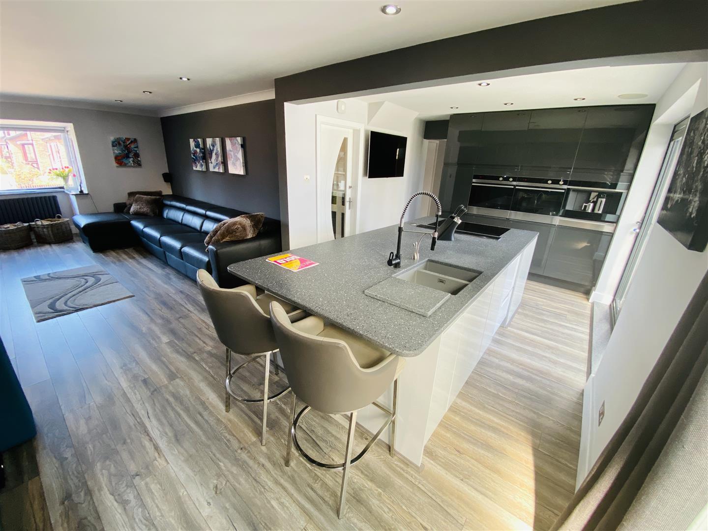 Pine Tree Close, Thorpe Willoughby, Selby